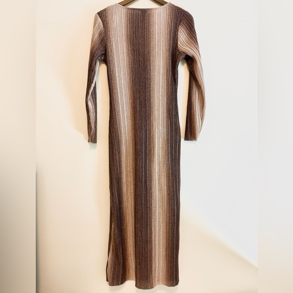 ASOS Long Sleeve V Neck Glitter Ombré Midi Dress with Slit - Picture 5 of 6